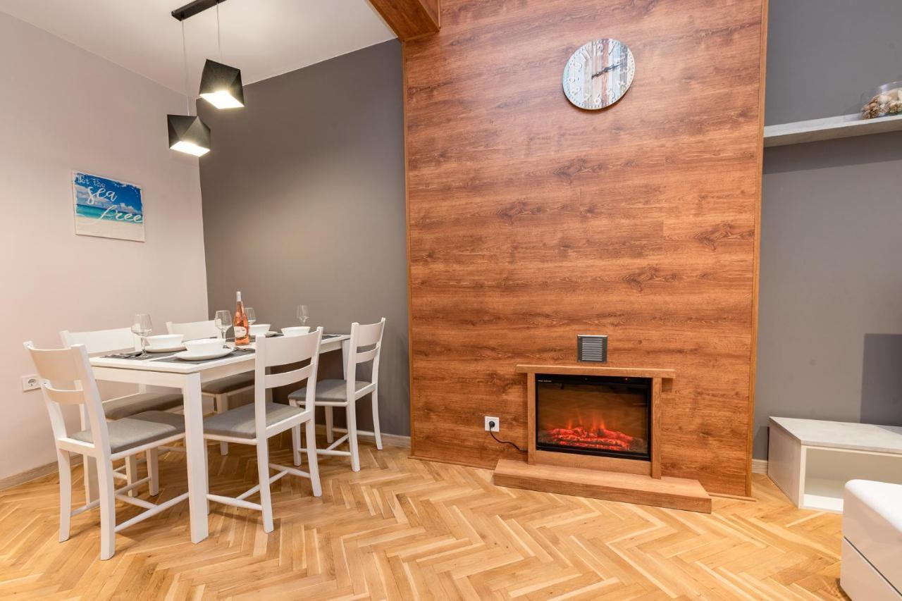 Downtown Apartment Burgas Ngoại thất bức ảnh
